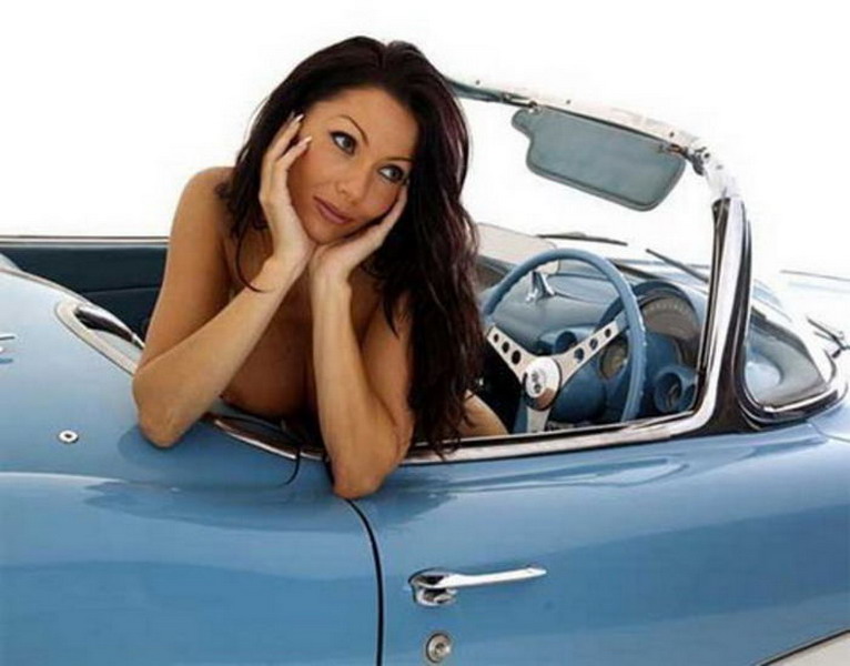 Женщины за рулем