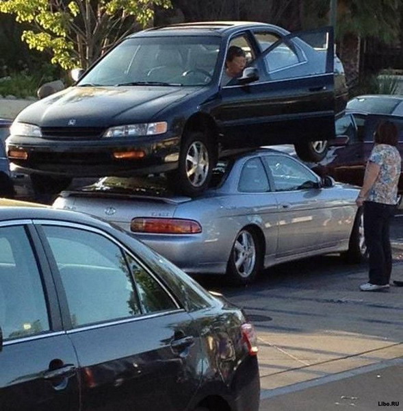 Женщины за рулем